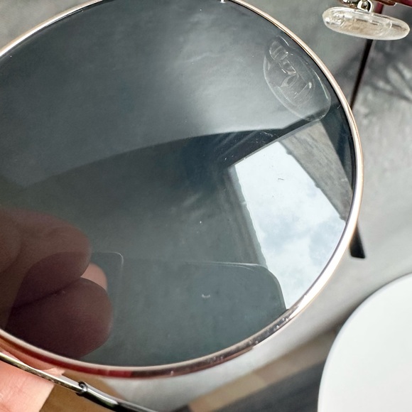 🌸DIFF EYEWEAR🌸 Logan Round Sunglasses - Picture 13 of 14